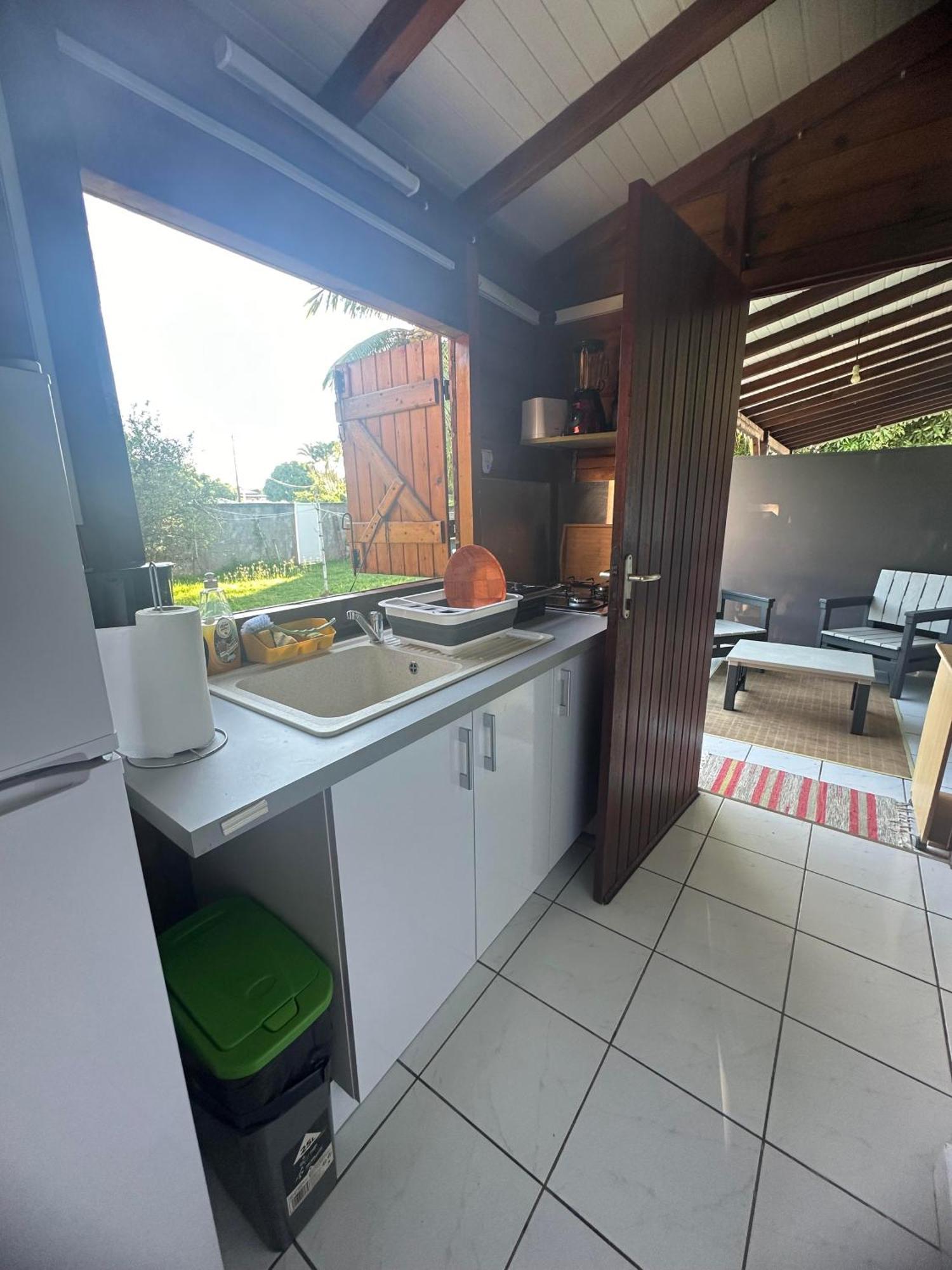 Appt F2 Bellissima Apartment Baie-Mahault Exterior photo