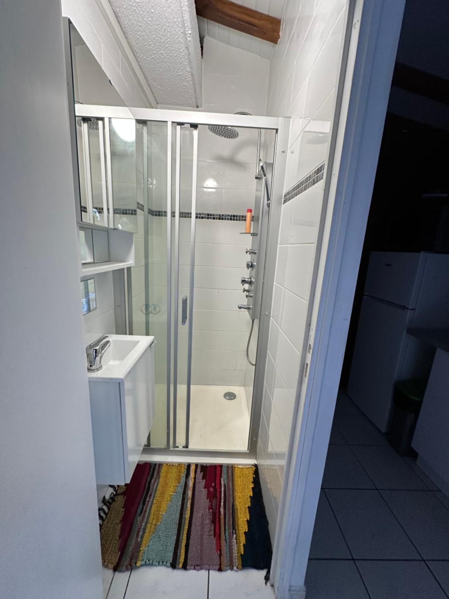 Appt F2 Bellissima Apartment Baie-Mahault Exterior photo