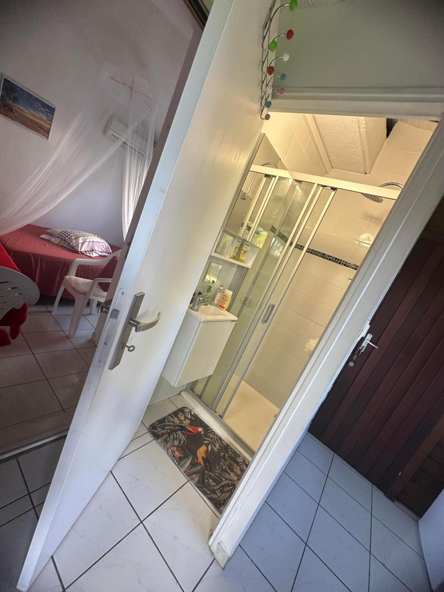 Appt F2 Bellissima Apartment Baie-Mahault Exterior photo